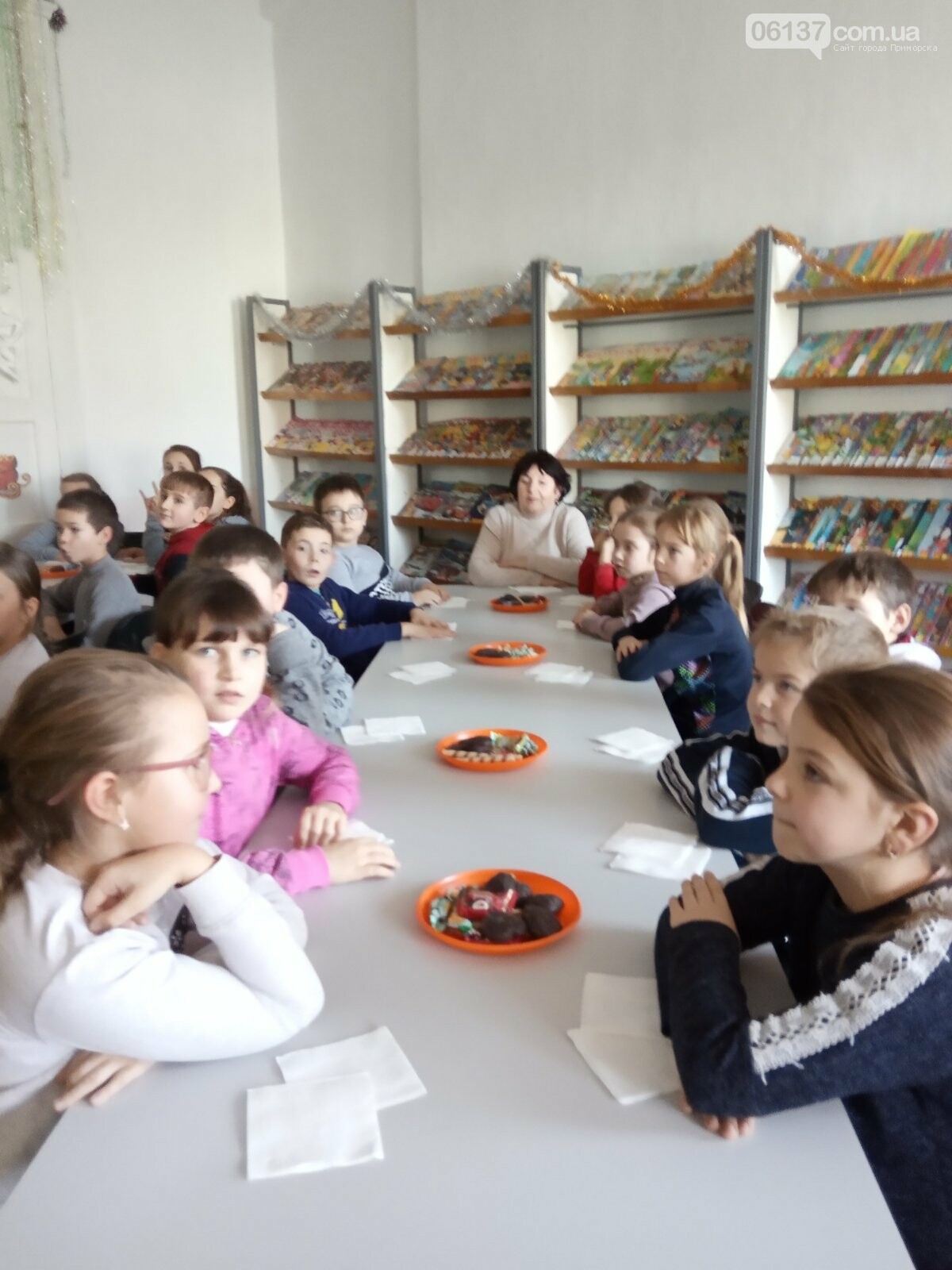 Мульткинозал в Приморской городской библиотеке, фото-1 Мульткинозал в Приморской городской библиотеке, фото-1