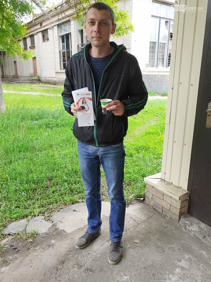 В Приморську провели акцію до Міжнародного дня пам'яті поме..., фото-2 В Приморську провели акцію до Міжнародного дня пам'яті померлих від СНІДу, фото-2