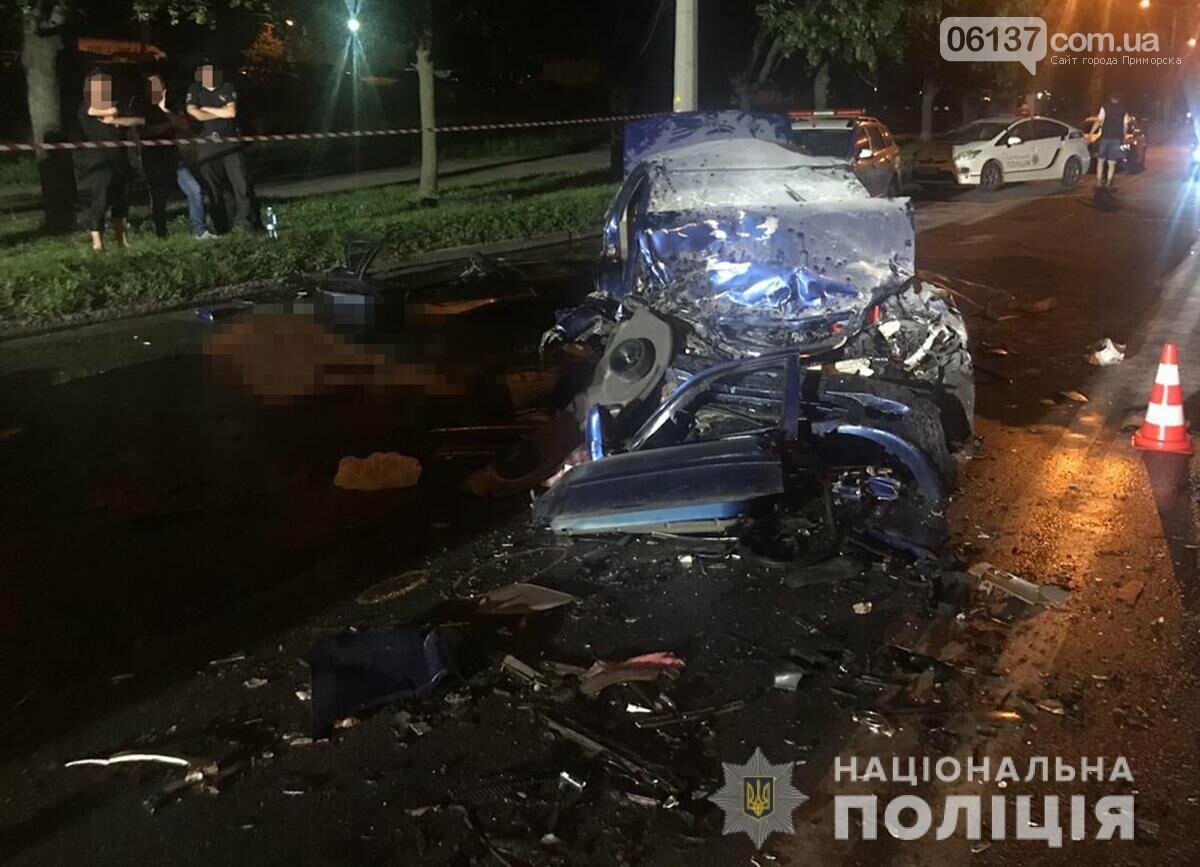 Трагическое ДТП в Запорожье: две иномарки "всмятку", водите..., фото-2 Трагическое ДТП в Запорожье: две иномарки "всмятку", водители погибли. Фото, фото-2