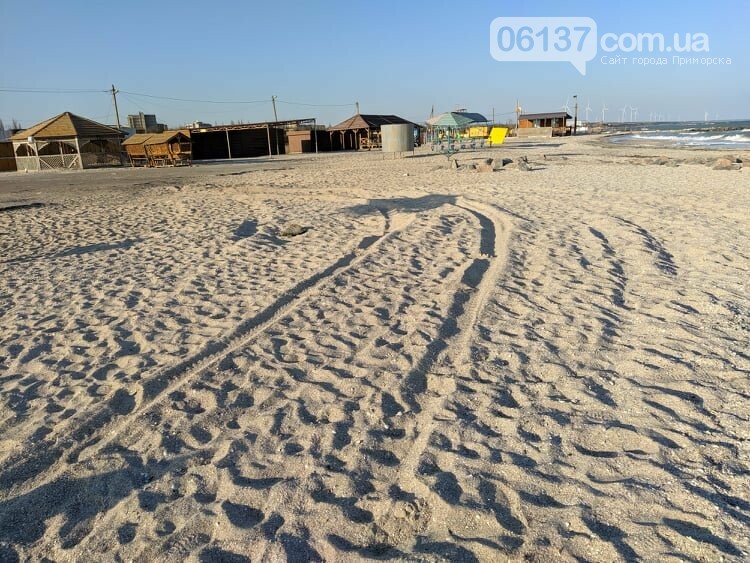 На запорожском курорте креативно решили вопрос с любителями..., фото-8 На запорожском курорте креативно решили вопрос с любителями помочиться на пляже. Фото/Видео , фото-8