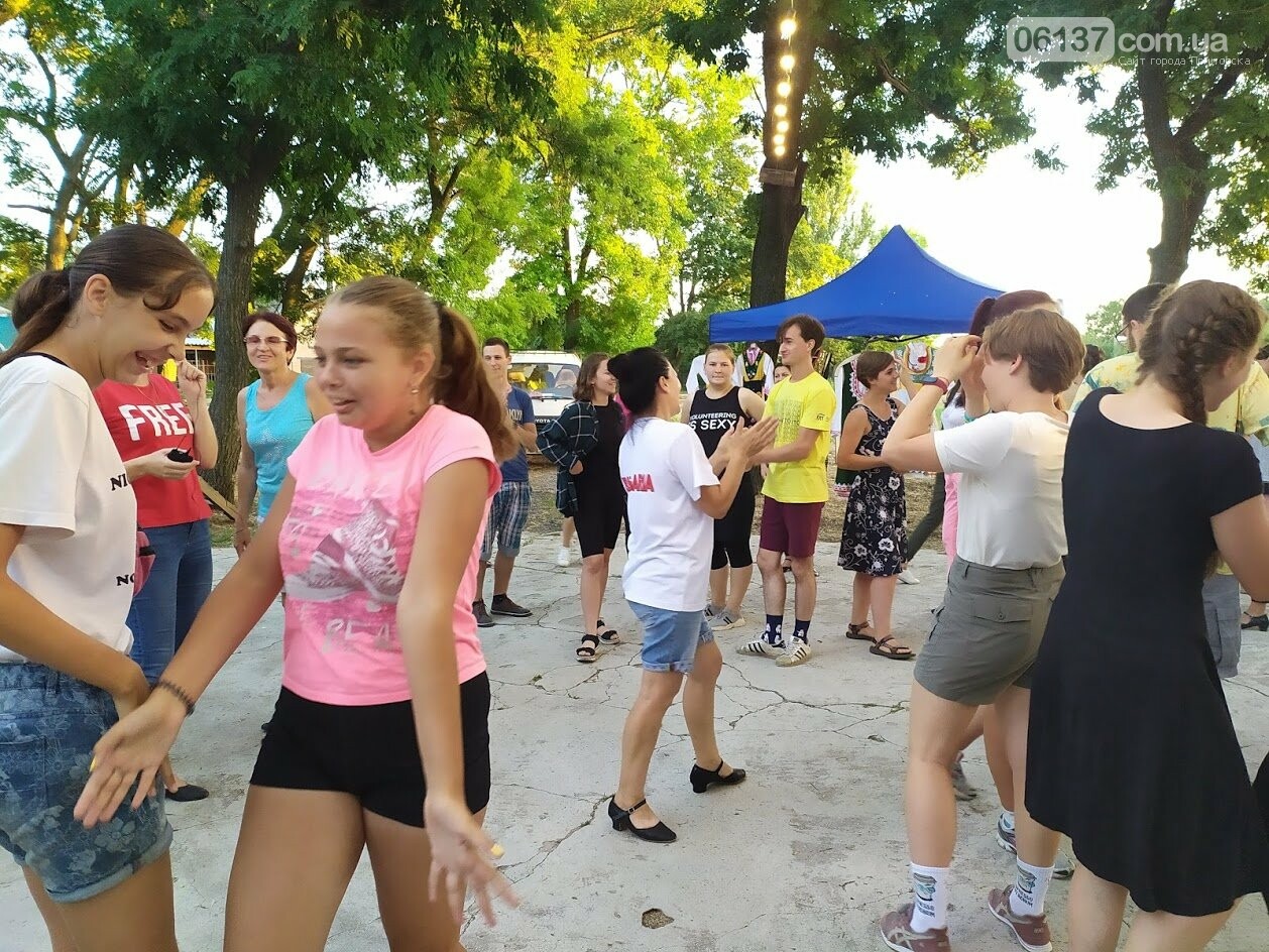 Вчора БУРівці в Приморську вчились танцювати запальне болг..., фото-7 Вчора БУРівці в Приморську вчились танцювати запальне болгарське хоро, фото-7