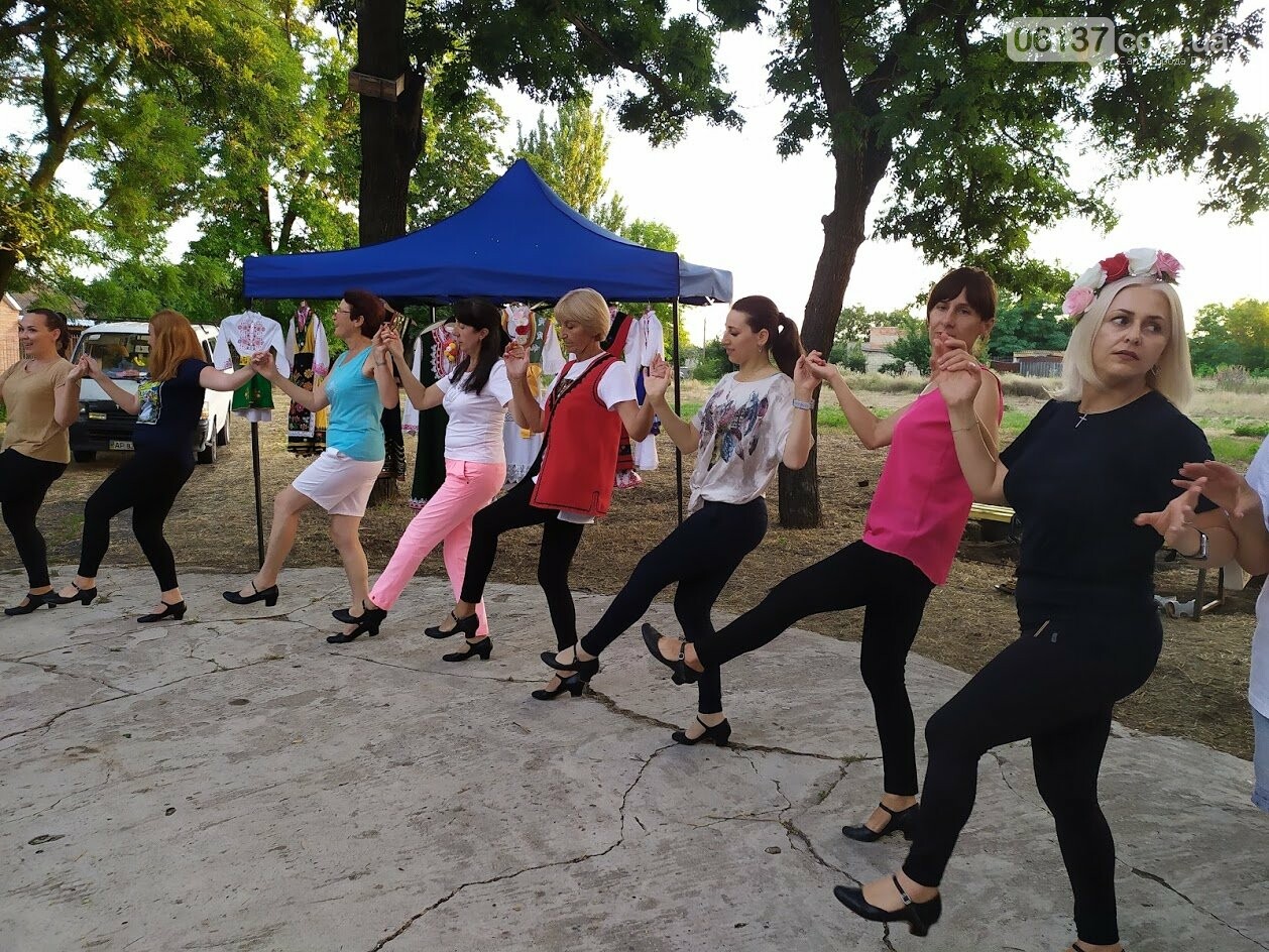 Вчора БУРівці в Приморську вчились танцювати запальне болг..., фото-5 Вчора БУРівці в Приморську вчились танцювати запальне болгарське хоро, фото-5