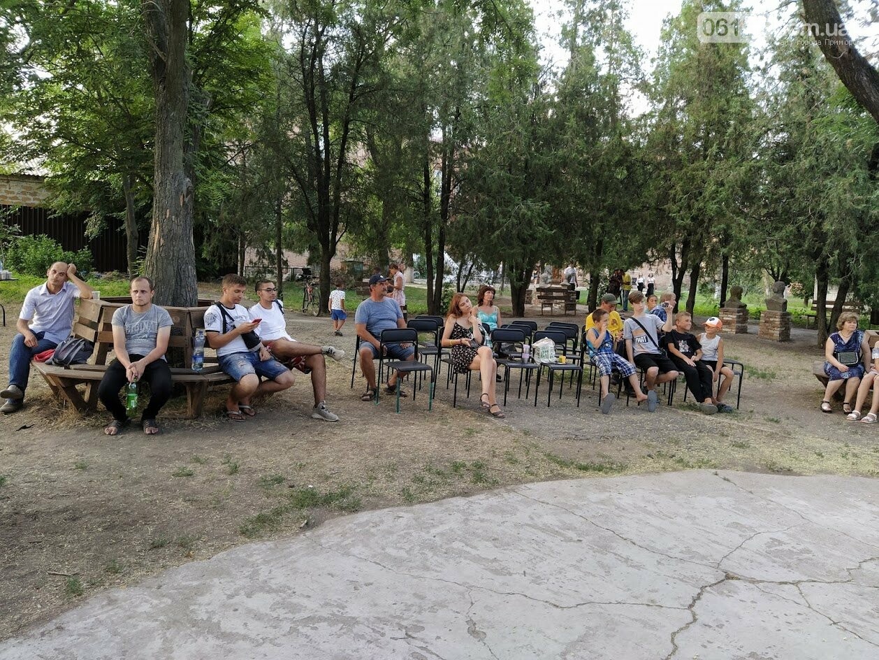Робота закінчена, пора додому. Волонтери літнього табору БУ..., фото-2 Робота закінчена, пора додому. Волонтери літнього табору БУР в Приморську прощались з нашим містом., фото-2