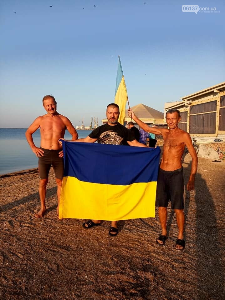 На курортах Запорожской области теплая погода позволяет ещ..., фото-6 На курортах Запорожской области теплая погода позволяет еще загорать и купаться, фото-6