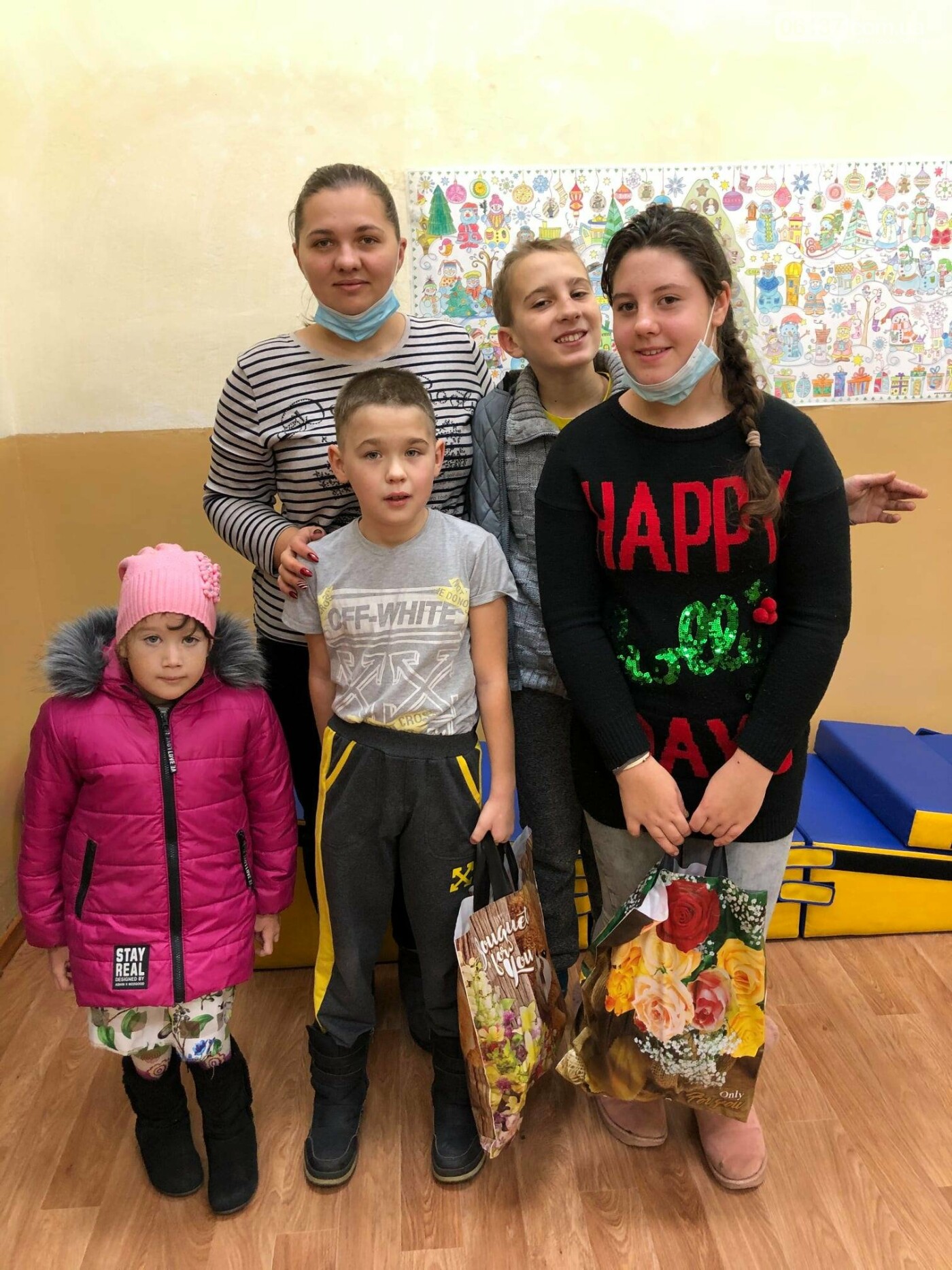 В Приморске к Международному дню инвалидов детям из реабили..., фото-1 В Приморске к Международному дню инвалидов детям из реабилитационного центра подарили сладости, фото-1