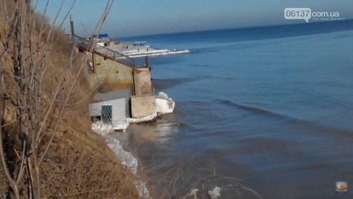 На известном запорожском курорте море практически разрушило..., фото-4 На известном запорожском курорте море практически разрушило пляжи. Фото, фото-4