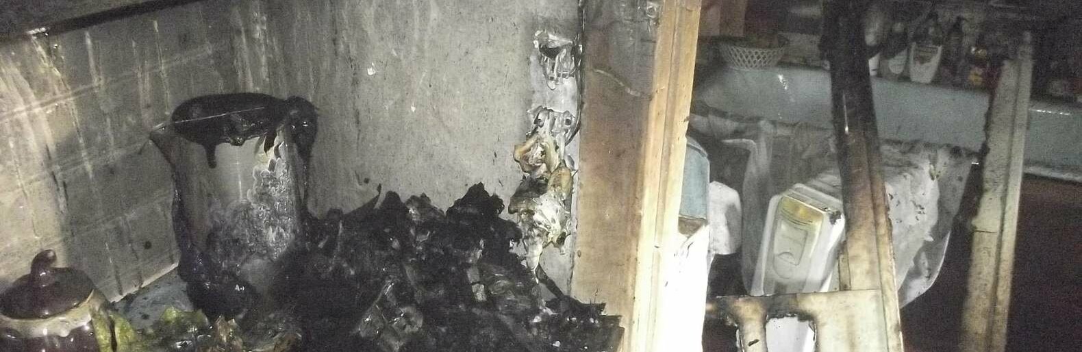 Цієї неділі 14 лютого в Приморську рятувальники гасили пожежу госпо... Цієї неділі 14 лютого в Приморську рятувальники гасили пожежу господарчої будівлі, Наталья Лякишева
